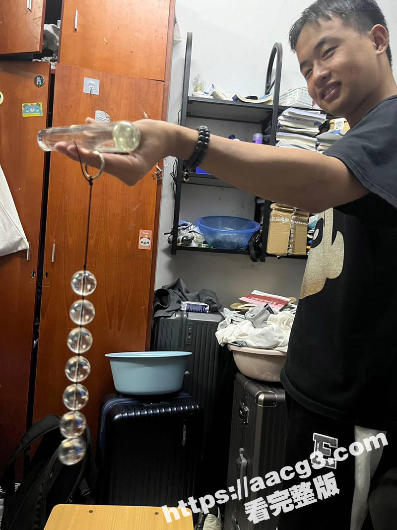 整理宿舍发现学姐圣遗相关图片