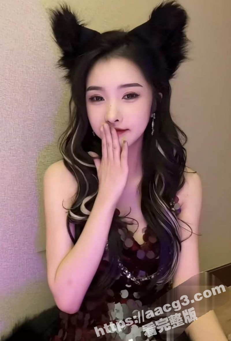抖音网红女主播小龙女相关图片