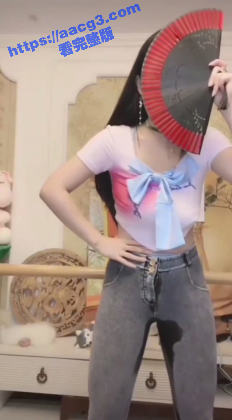抖音网红女主播小龙女相关图片