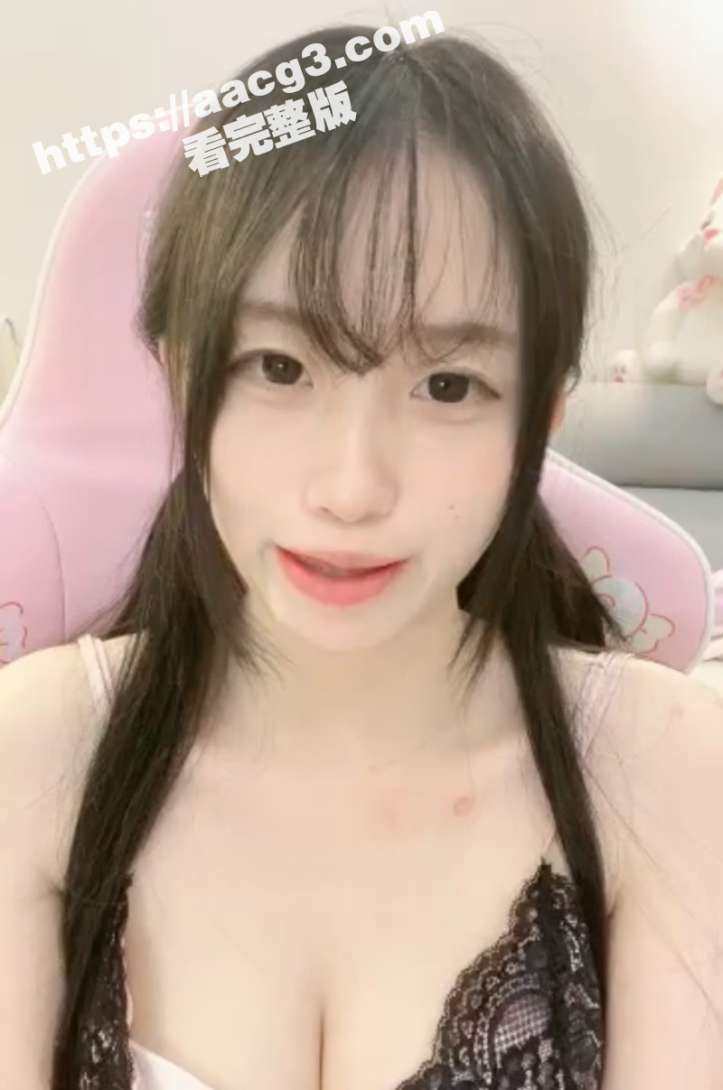 超清纯双马尾美女 直相关图片