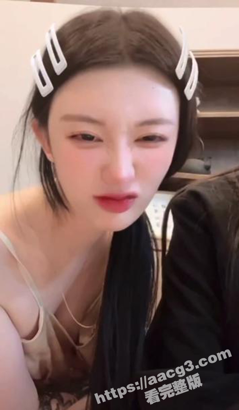 抖音主播走光露点合集相关图片