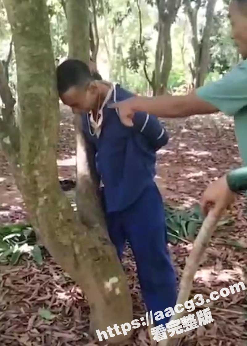 禽兽父强奸亲生女儿 相关图片