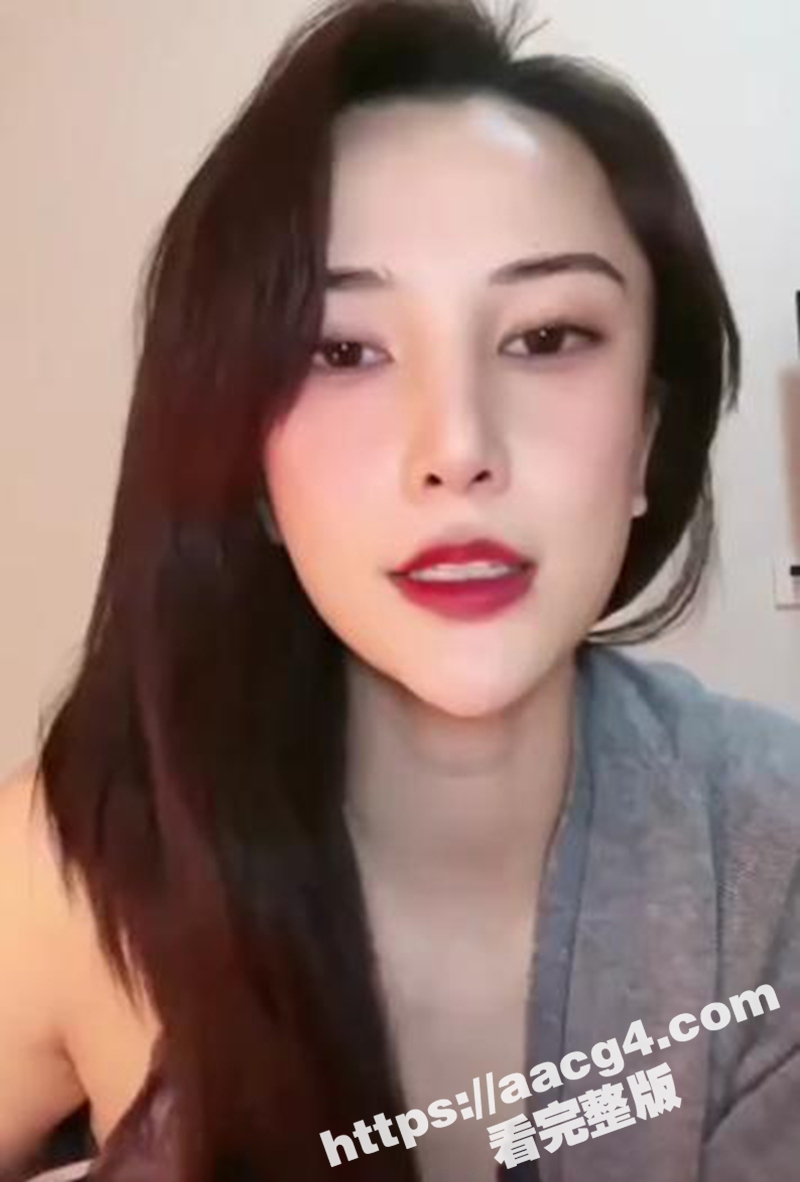抖音网红 无名小姐加加 高冷御姐直播频频露点 掌握流量密码 各种露骚乳头 让人直呼666！