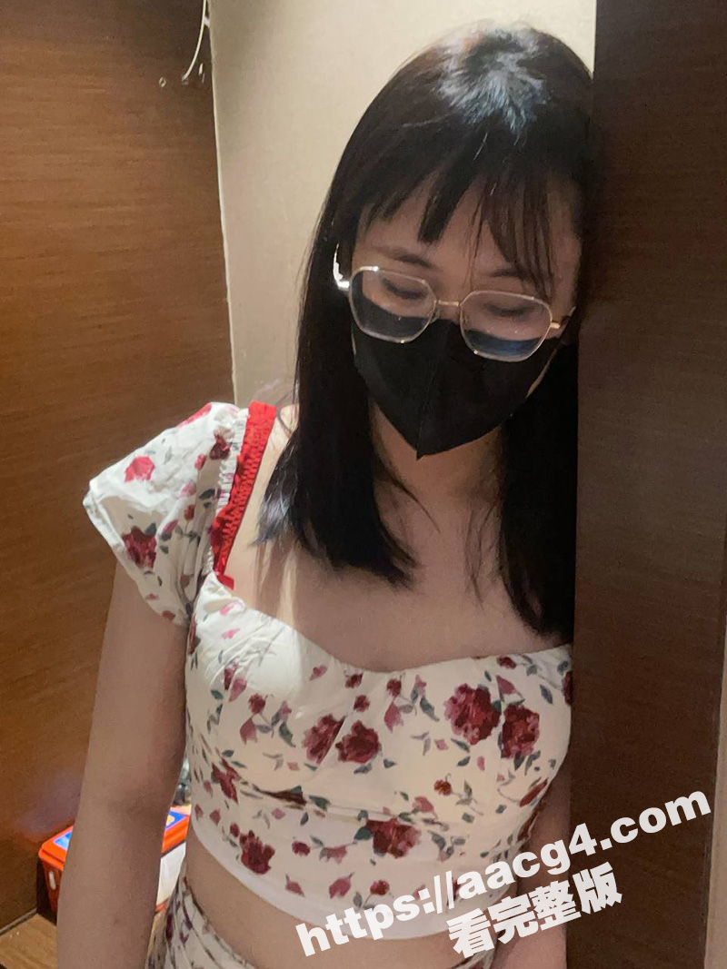 推特骚妇小肥羊不是羊 被绿帽癖老公带来找单男 群P调教前后夹击 被操的淫语骚话连篇