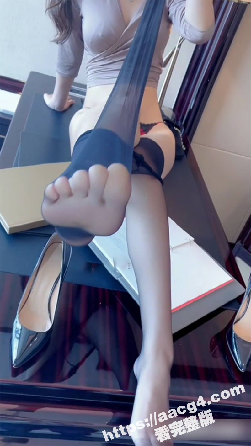 秀人网极品女神唐安琪相关图片