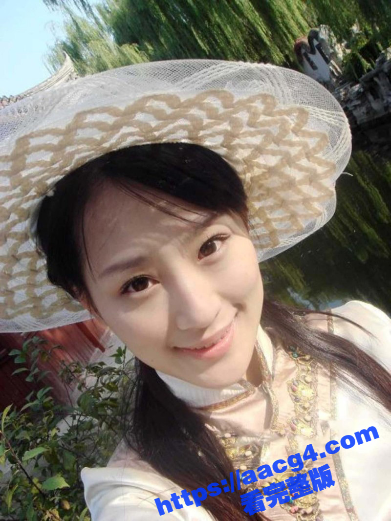 清纯女星吴绿洲 在影相关图片
