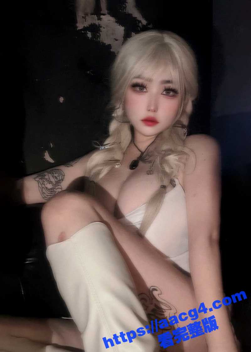 夜场高颜值DJ 巨乳相关图片