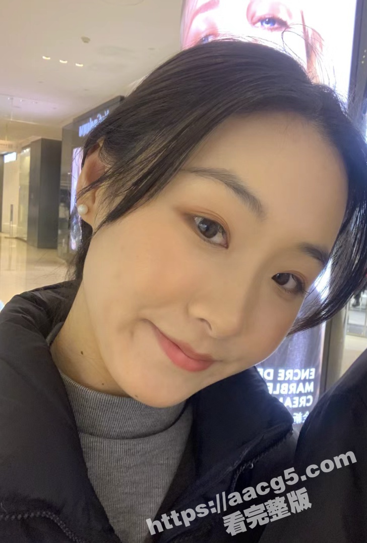 趁老婆去度假 酒店与她大长腿闺蜜约炮 玉乳娇软粉嫩 销魂呻吟让人魂牵梦绕