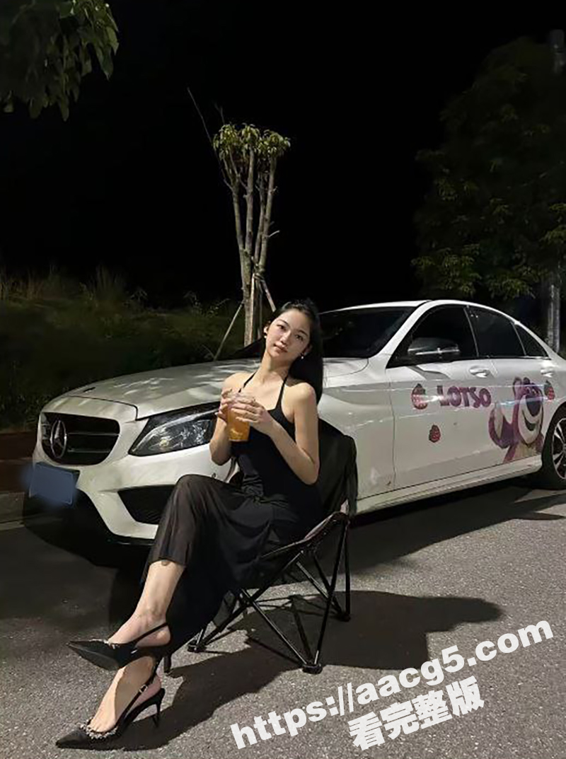 奔驰输给了起亚事件我真的没有做！广东清远抖音网红 糖糖烧烤地摊造 车震现场被抓奸 这下全网都知道你没做了