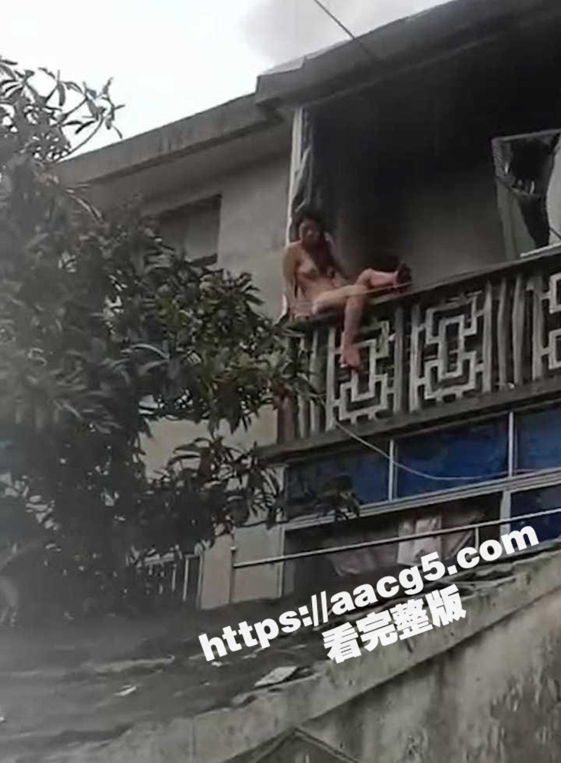 城中村居民楼突发起火相关图片
