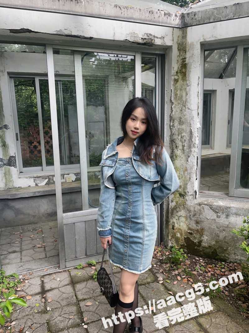 河北沧州大学女辅导员相关图片
