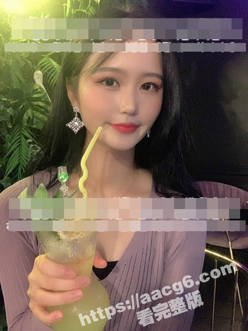 韩国女团爱豆私下约见相关图片