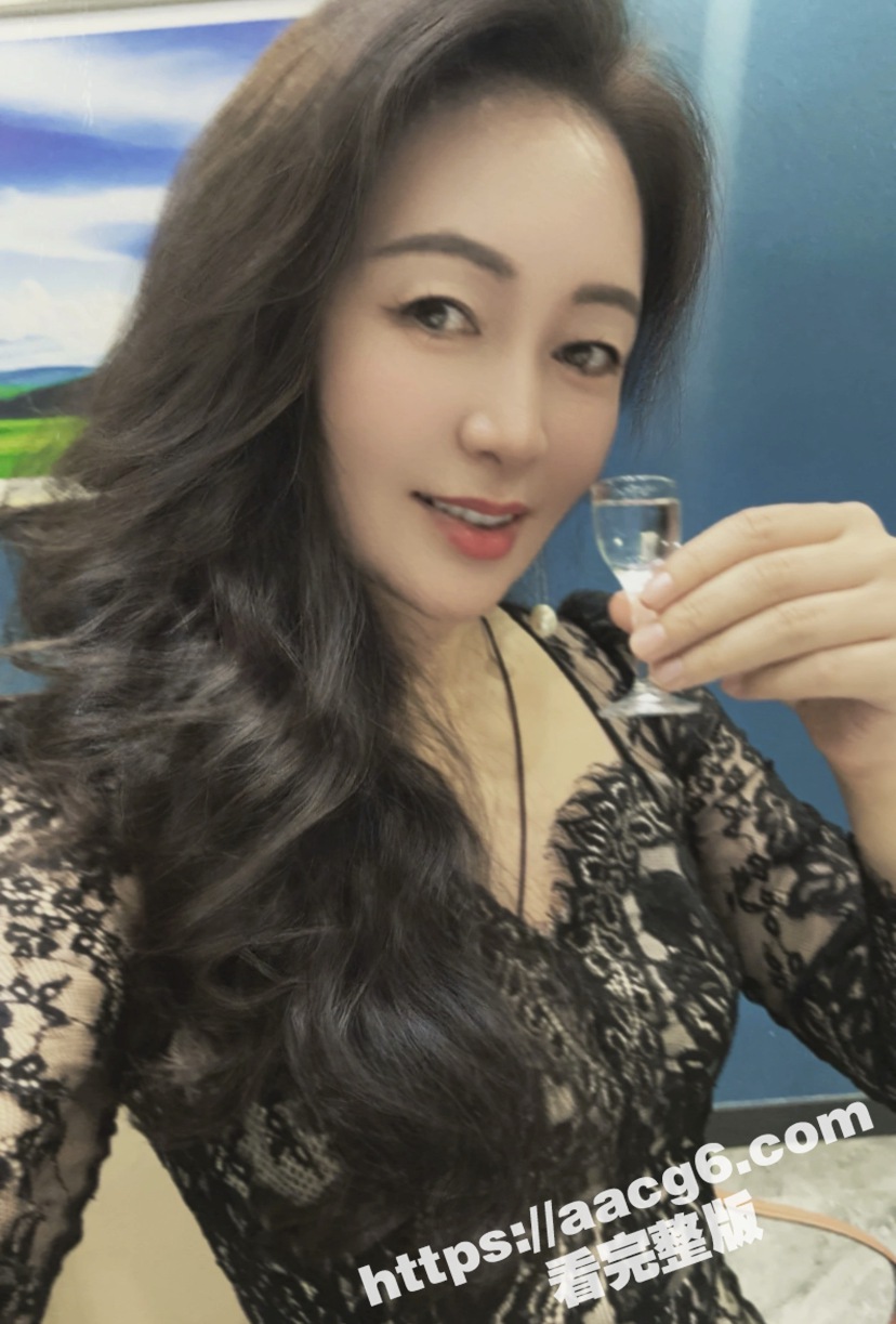 高端的猎人都是以猎物的形式出现 兄弟媳妇主动勾引我 成熟小嫂子实在是太有韵味了