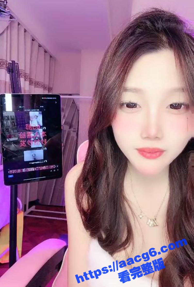 网红福利姬董小姐放飞自我 美少女制短裙全裸热舞 首次道具自慰流出白浆