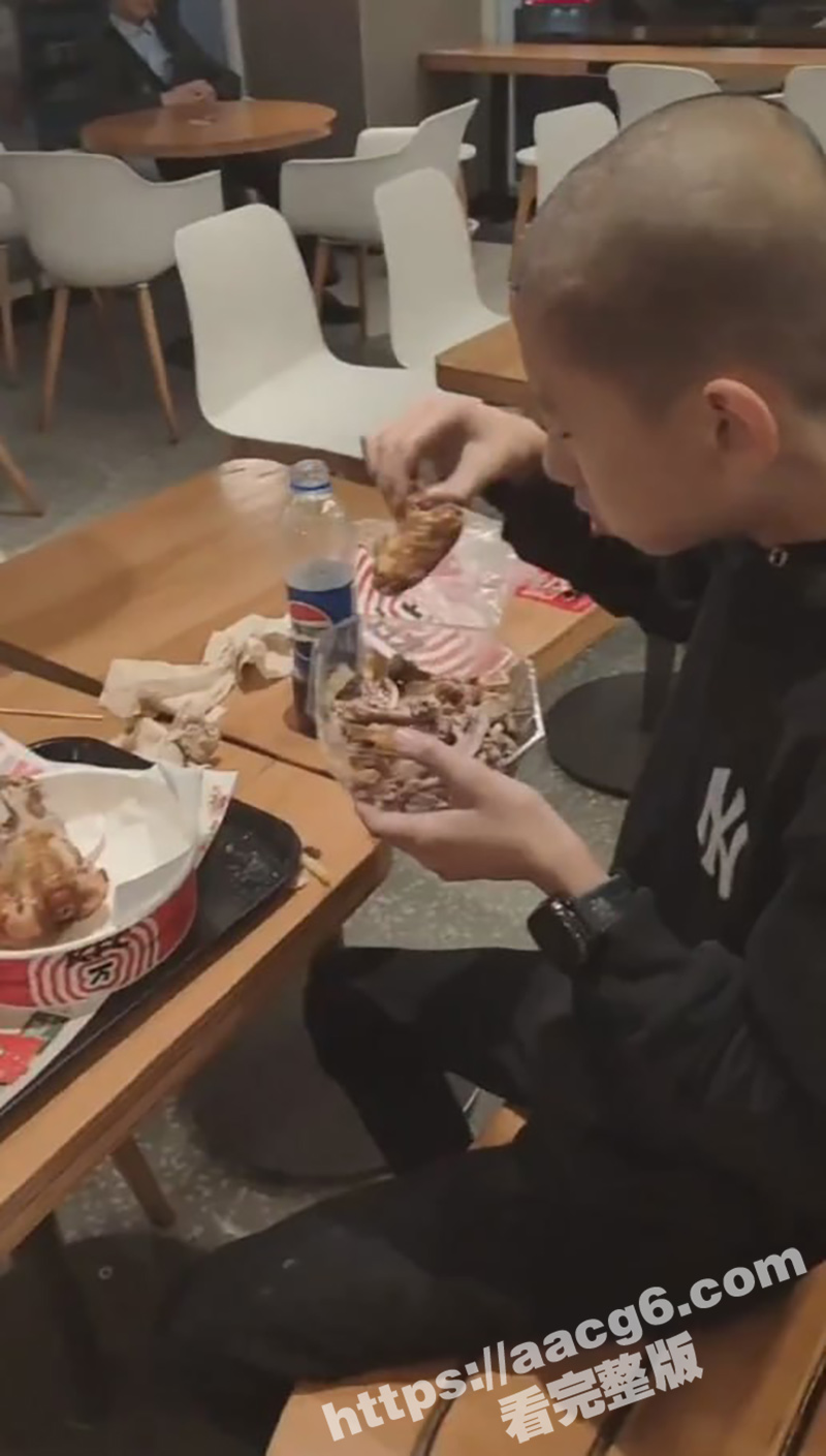 湖南彬州精神小伙 在相关图片