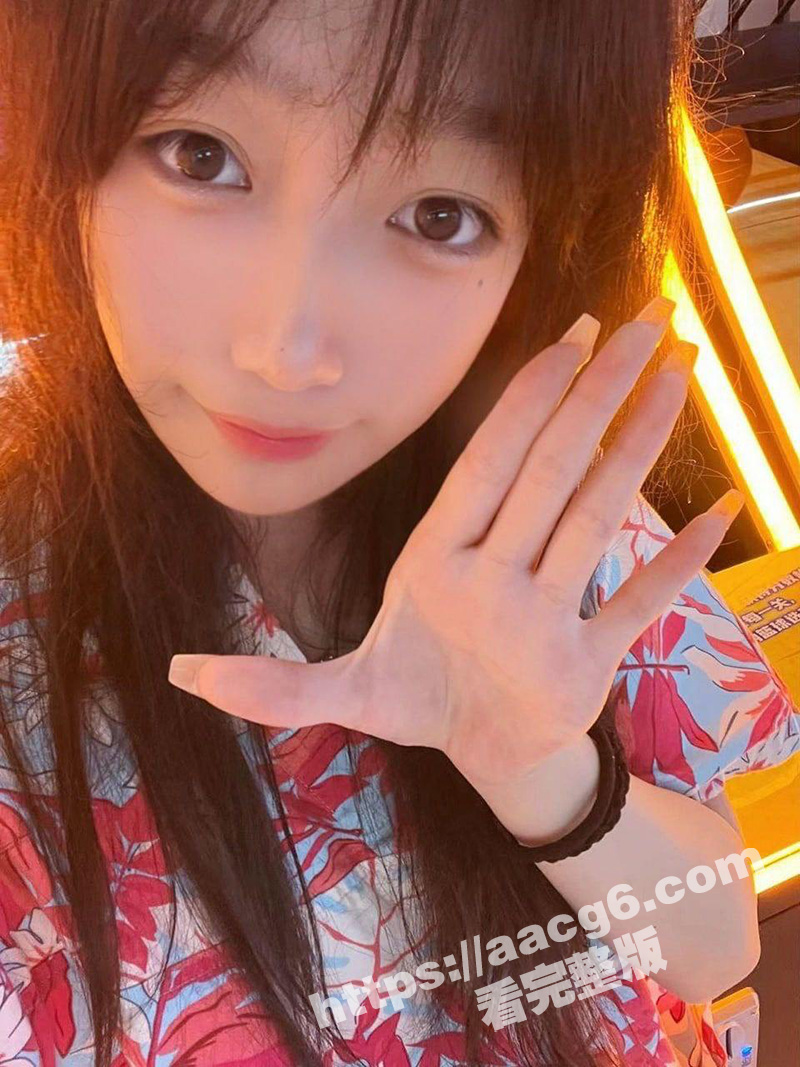 湖北清纯学妹 李梓璐相关图片
