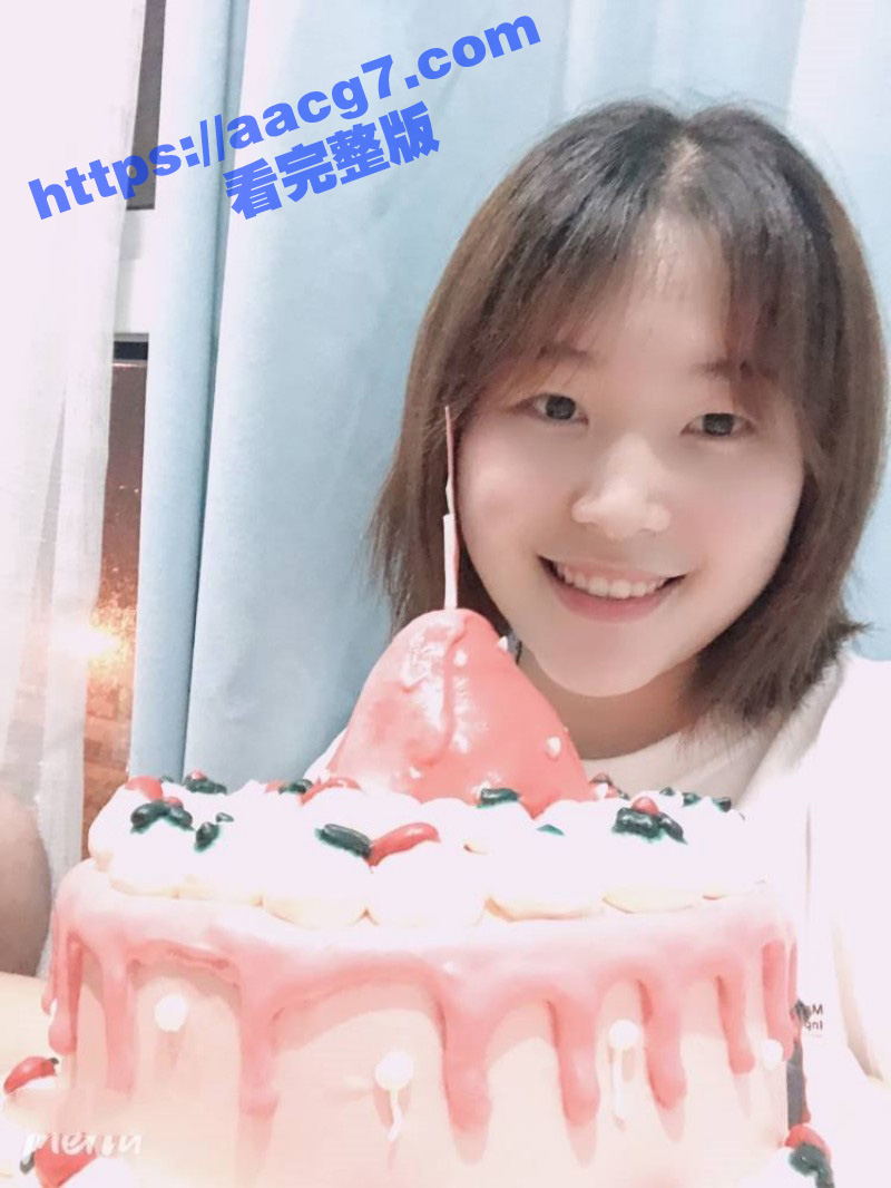 短发反差淫妻不雅视频相关图片