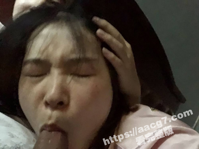 短发反差淫妻不雅视频相关图片