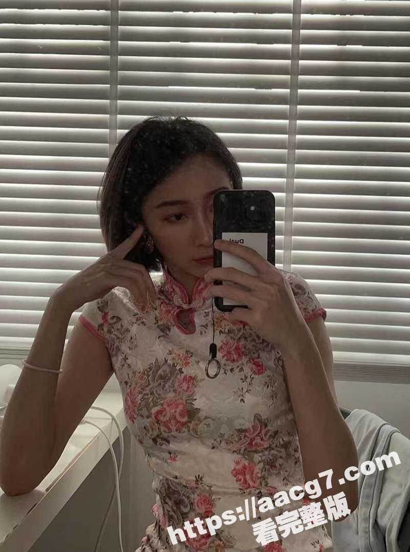 约炮00后女大学生 相关图片
