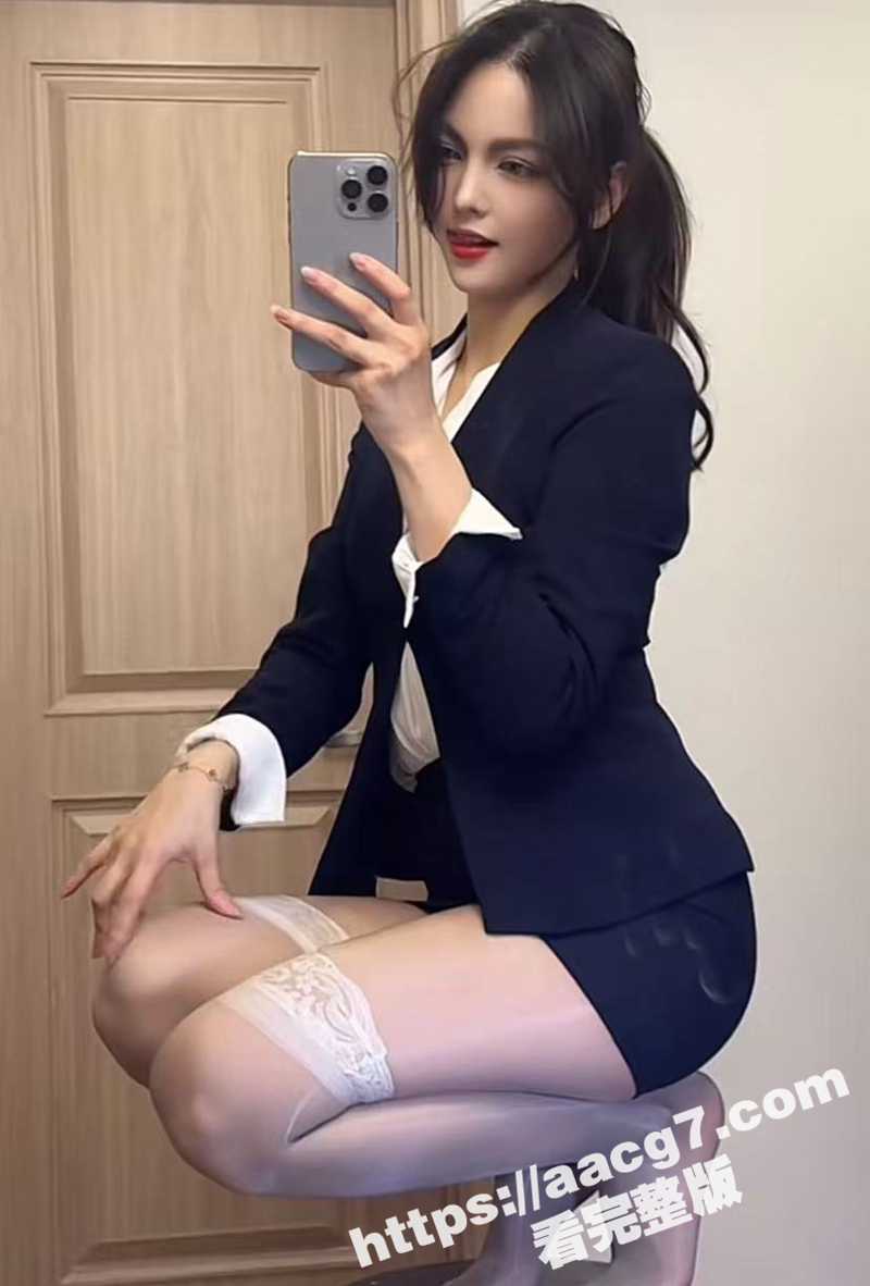抖音顶级混血女神Ni相关图片