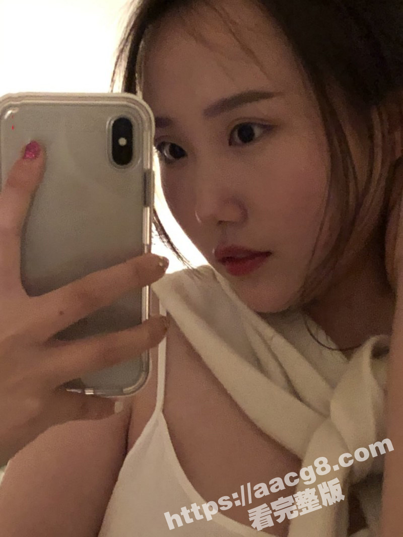 极品身材文艺风大三学相关图片
