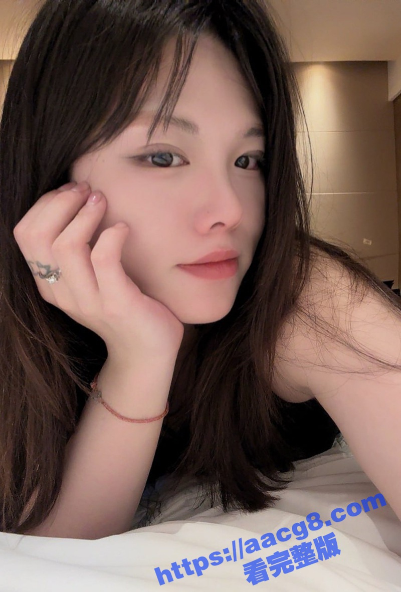 超高颜值夜店女DJ化相关图片