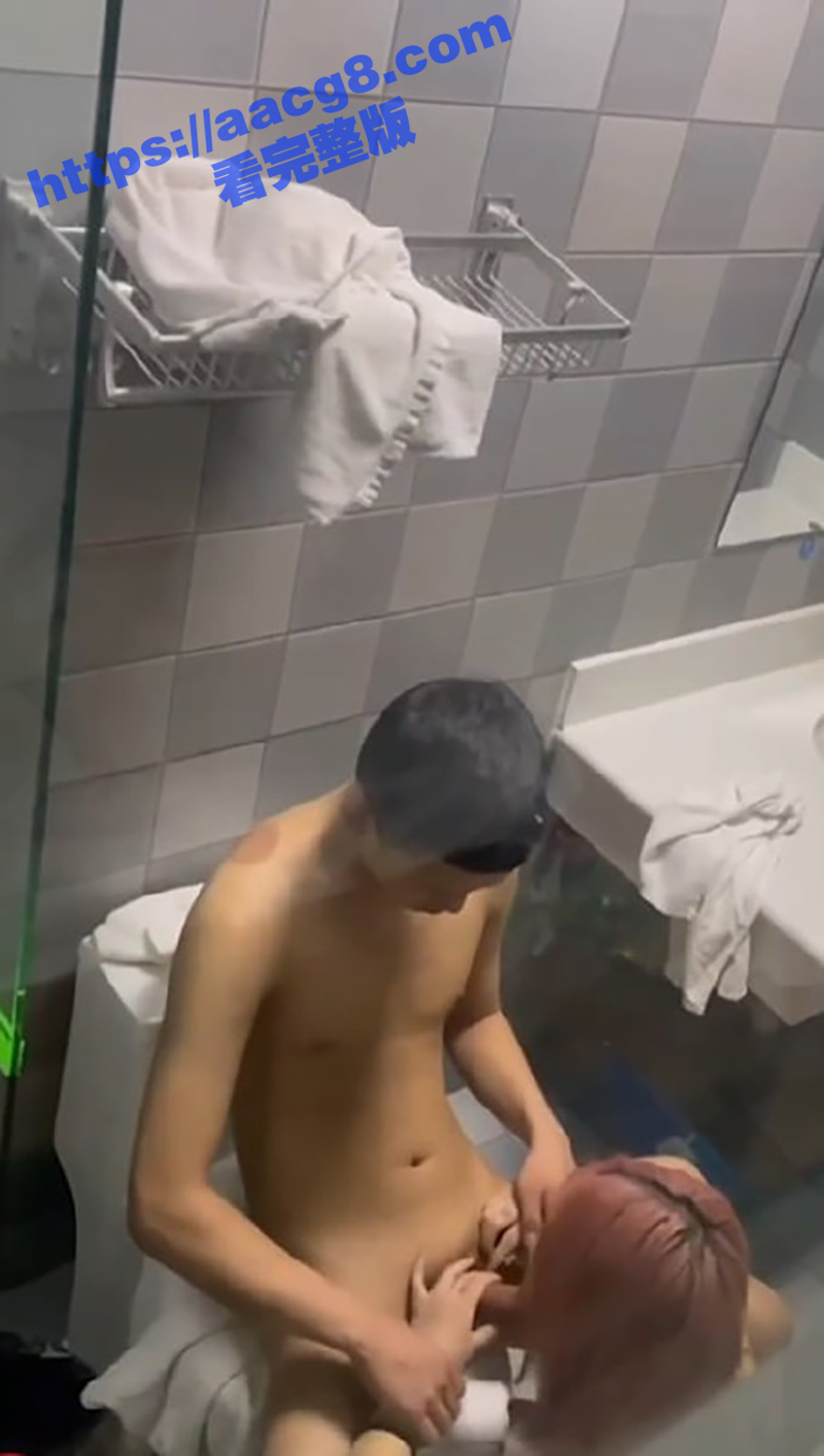 独家曝光河北衡水蒋马娇 主动献身混社会精神小伙 修长美腿被扛起暴力抽插 想做大姐就要先被操