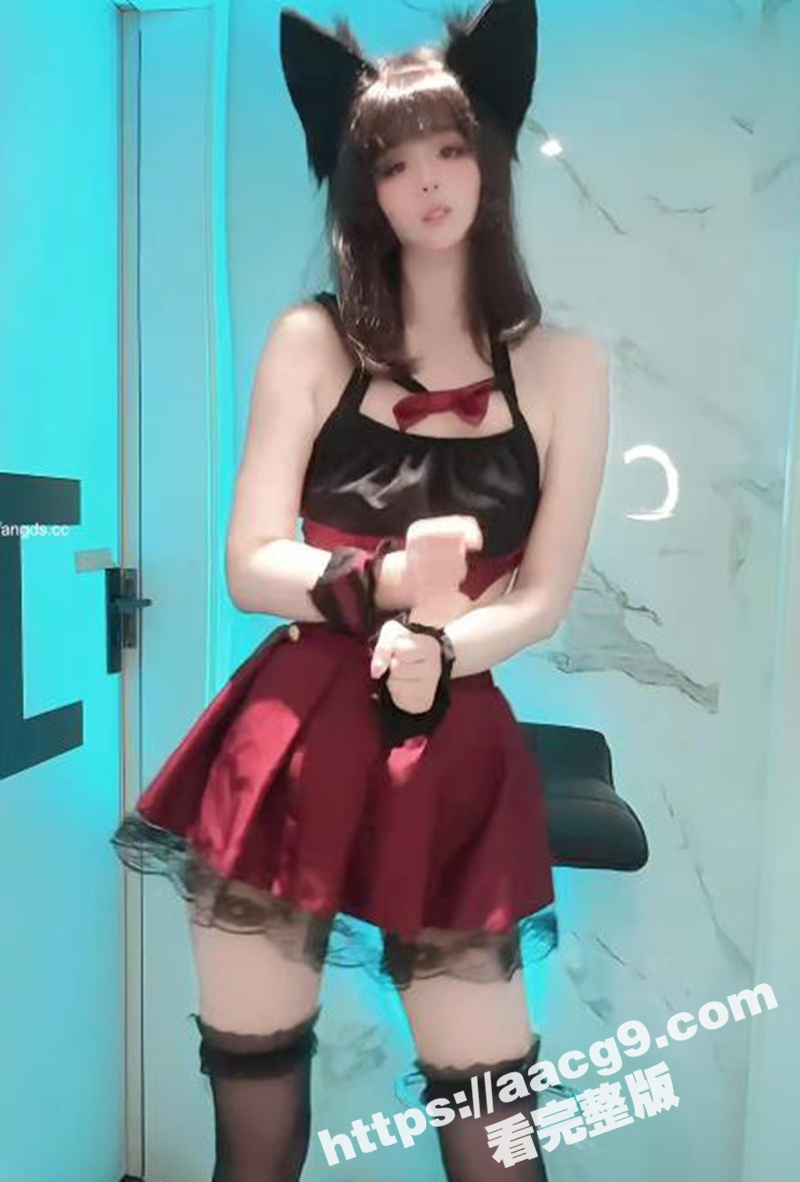 推特福利姬魔法贝贝 新作流出 小红裙裸舞纯享版 性感嫩妹白皙肤色极其撩人！