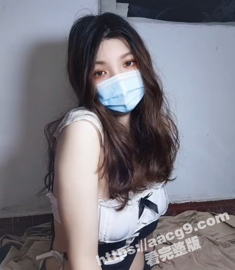 推特高颜值学生妹桃离相关图片