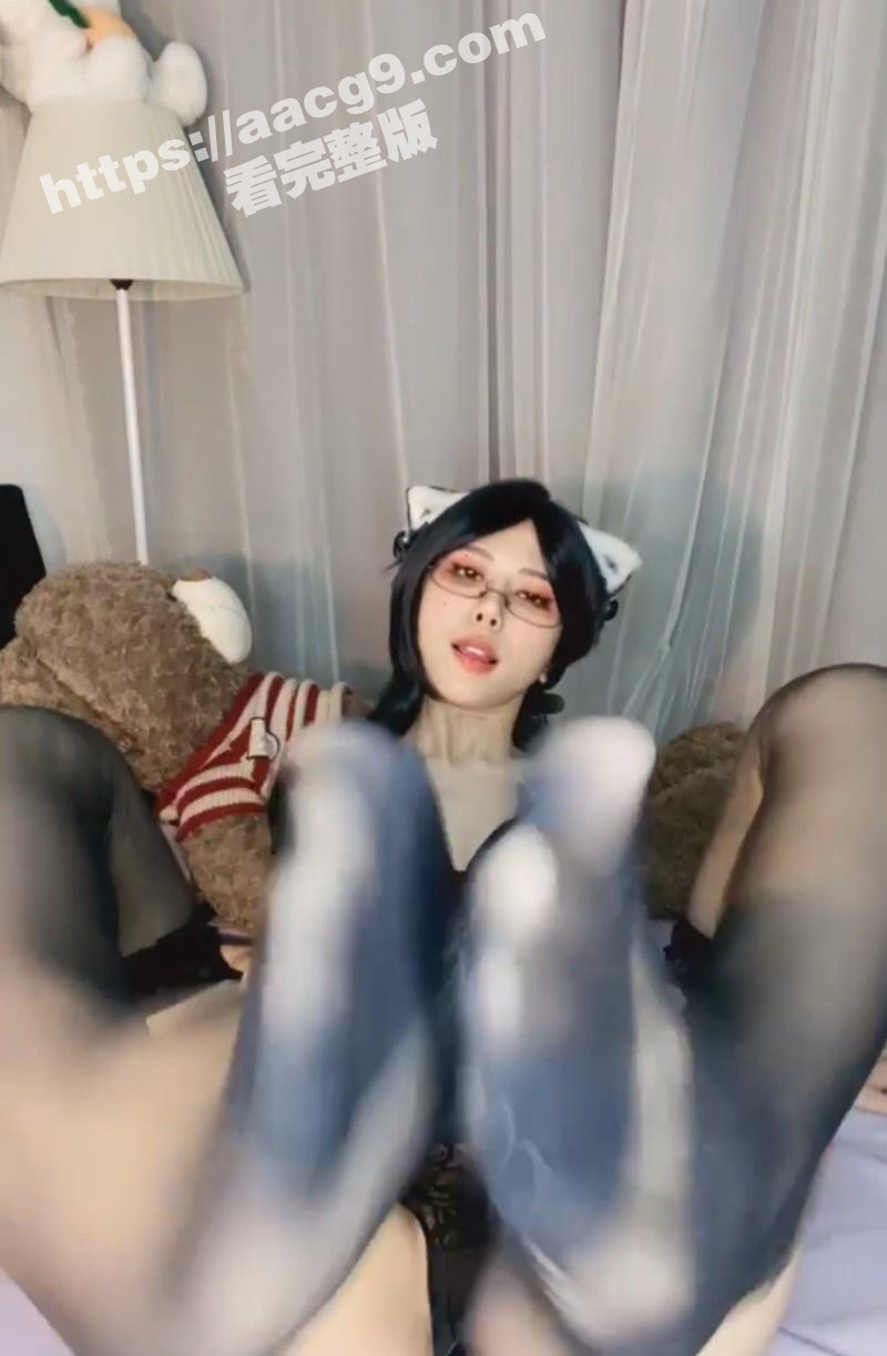 半糖极品阿黑颜眼镜娘相关图片