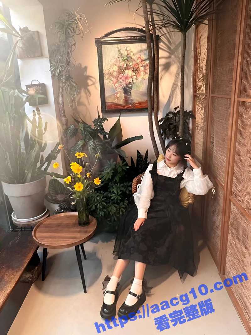 湖北师范大学女生梁艾相关图片