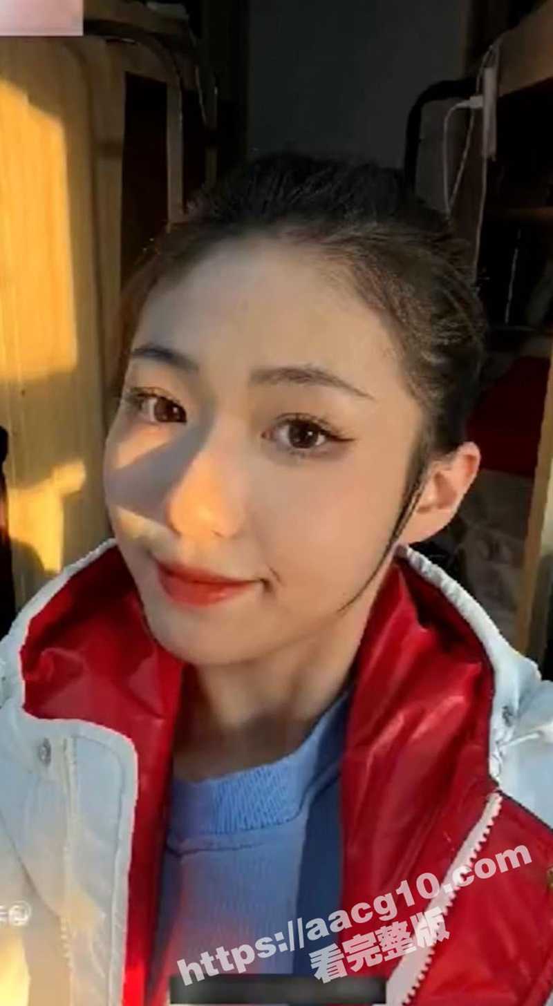 青岛幼师李佳慧近亲相恋 表弟乱伦巨乳表姐多次醉酒强插 舞蹈生性爱高难度劈叉被插惊爆眼球