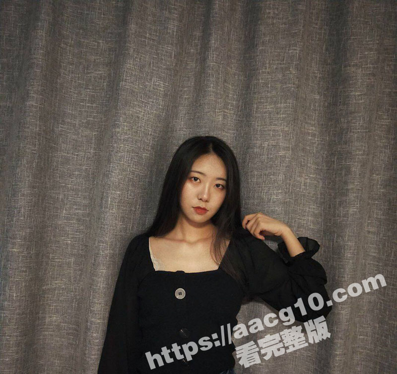 广西柳州25岁女幼师超高颜值反差婊 家长会上与学生爸爸钟情约炮 事后勒索要钱反遭曝光