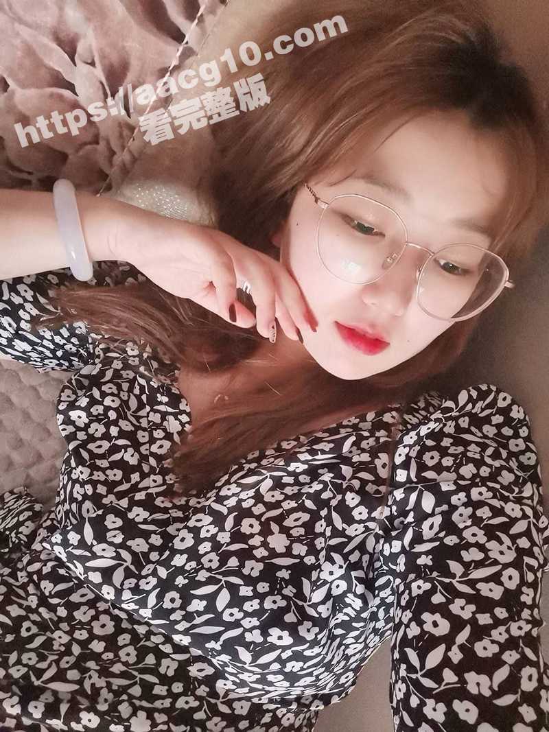 西安女教师 杨茜琳 相关图片