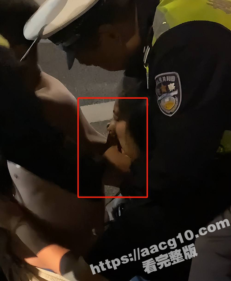 广西柳州两女司机路怒相关图片