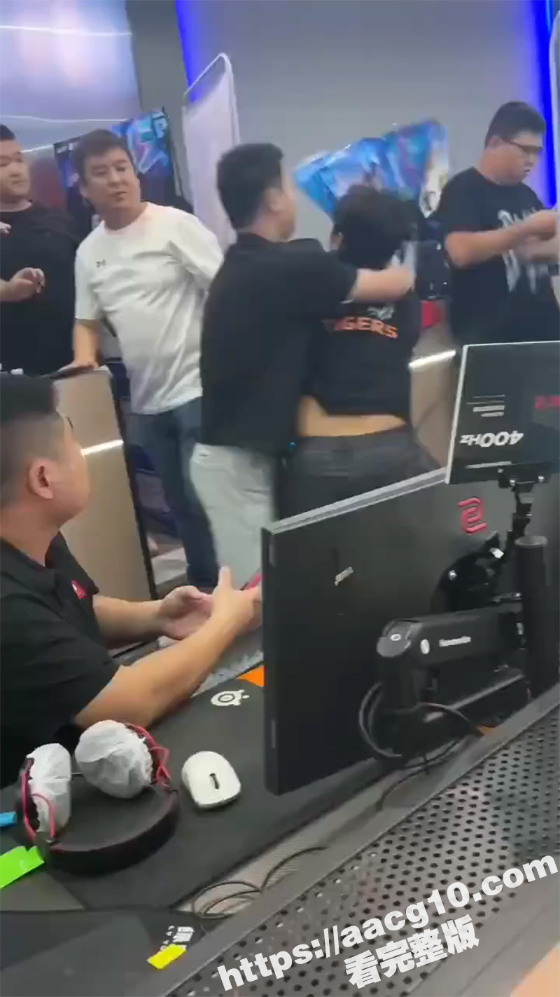 穿越火线百城联赛 张相关图片