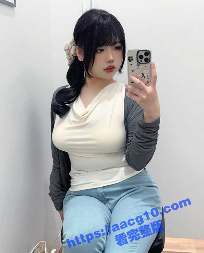 推特鸽鸽咕咕 微博我又饿啦w 付费资源流出 短发巨乳小胖妞足交秀国内外双边在线下海捞钱