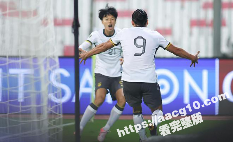 国足VS日本 比赛前相关图片