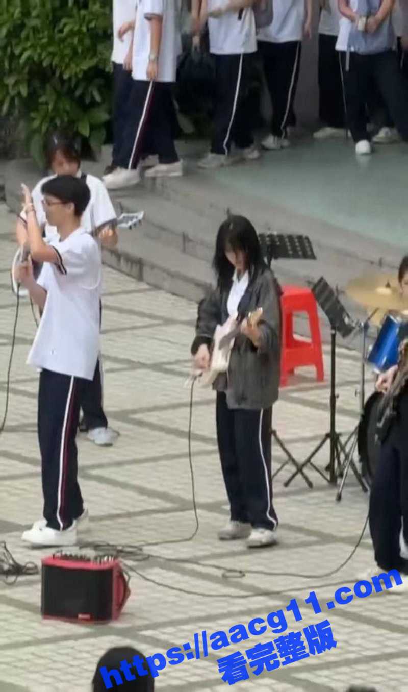 四川大学校园SM学生相关图片