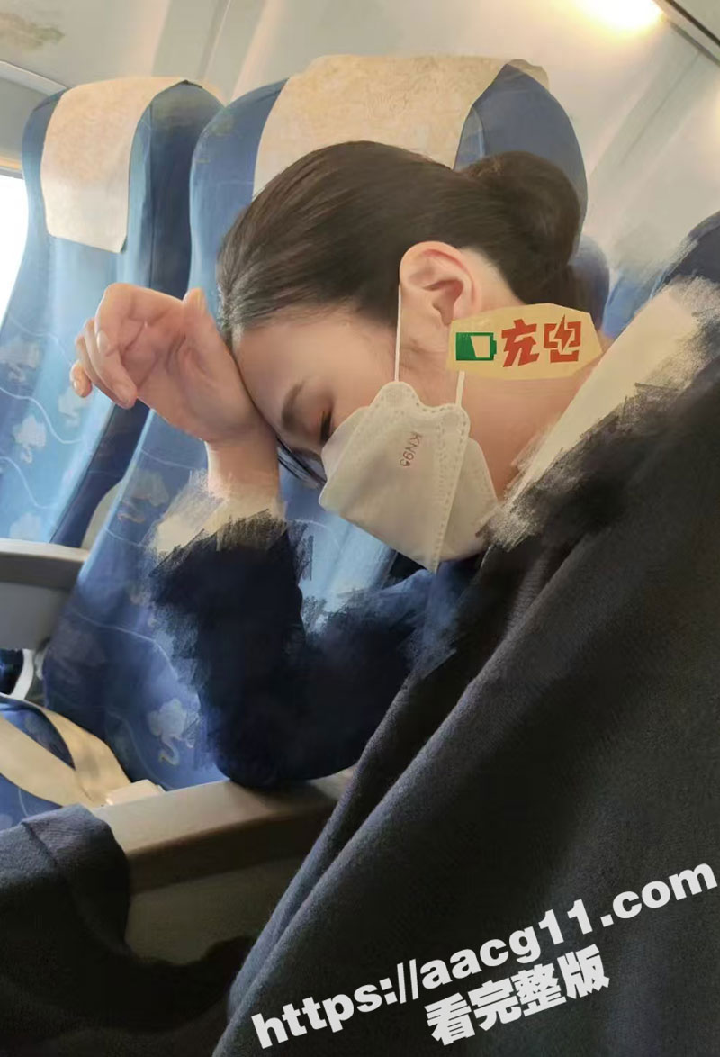 富二代变态调教国航美相关图片
