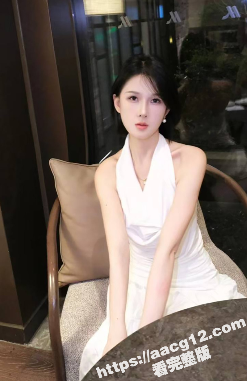 酒店约炮极品新婚骚妇 身材高挑美腿修长 被老公发现偷情时竟删我微信 再度约出来报复性打桩输出