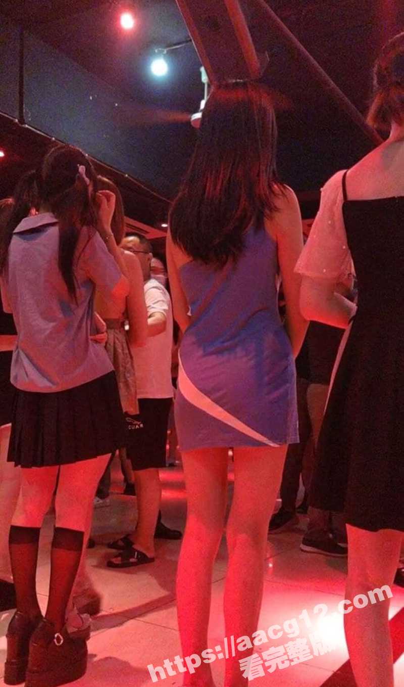 疯狂砂舞实录  淫乱相关图片