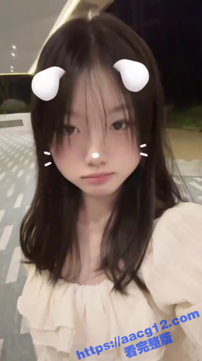 海角兄妹乱伦 淫荡性瘾骚妹勾引亲哥 惨遭肉棍暴力打桩内射 嫩穴粉嫩异常紧窄