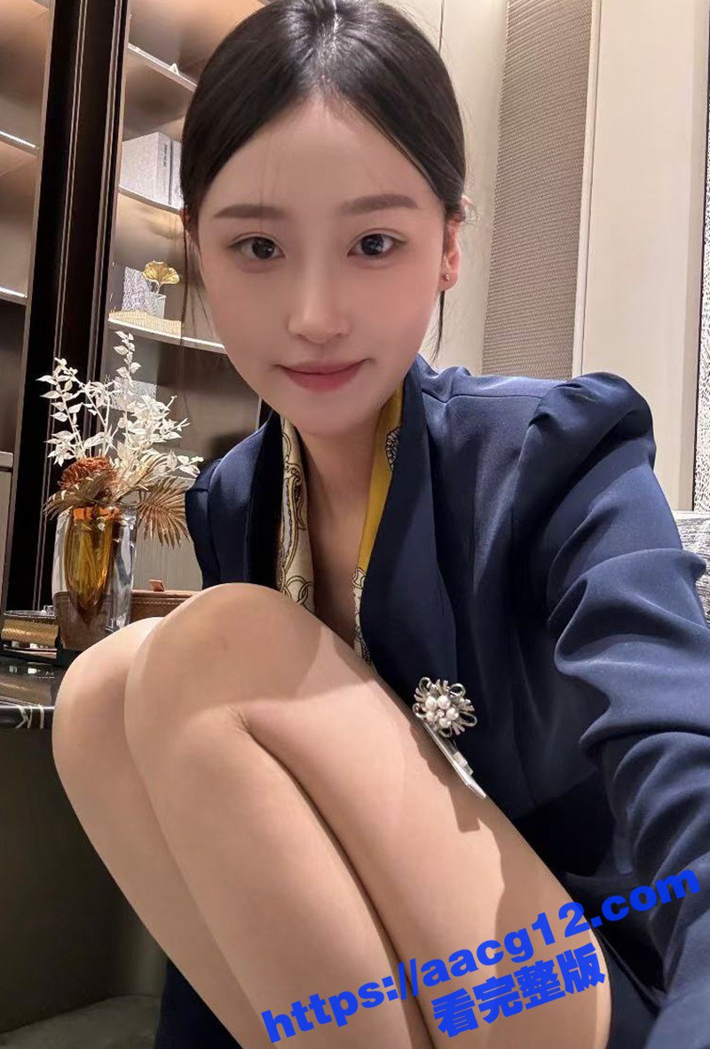 高端案场客服制服黑丝相关图片