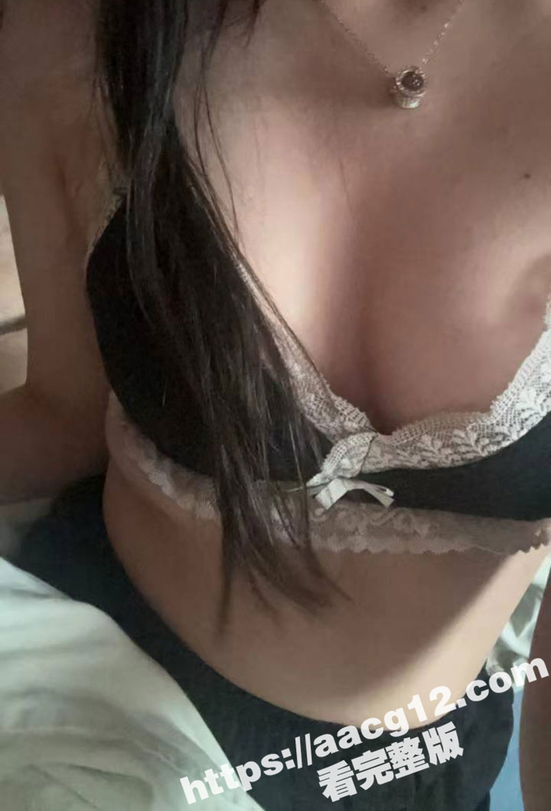 00后校园女神李雨桐相关图片