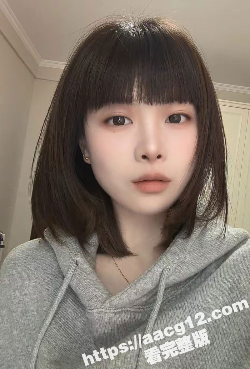 OF国产网黄福利姬 SLRabbit 化身双马尾学生妹被无套后入 美腿黑网袜多体位插入直达高潮！
