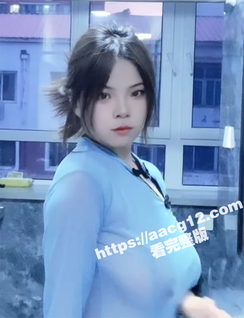 抖音翘乳骚妹小羽宝贝相关图片