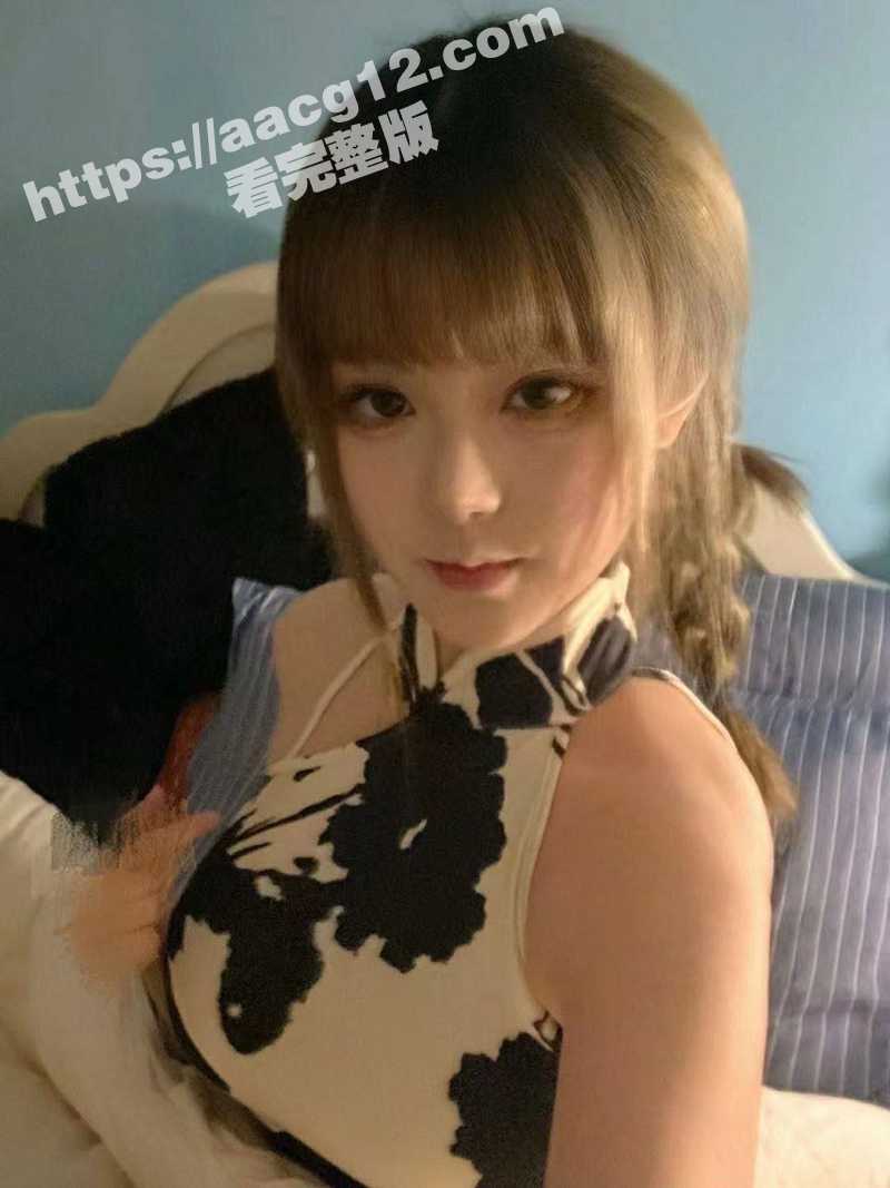 年度神仙级反差婊超高相关图片