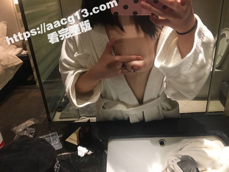 推特新进福利姬 萌萌相关图片