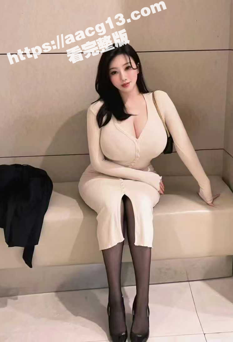 微博波霸网红 紫色哒相关图片